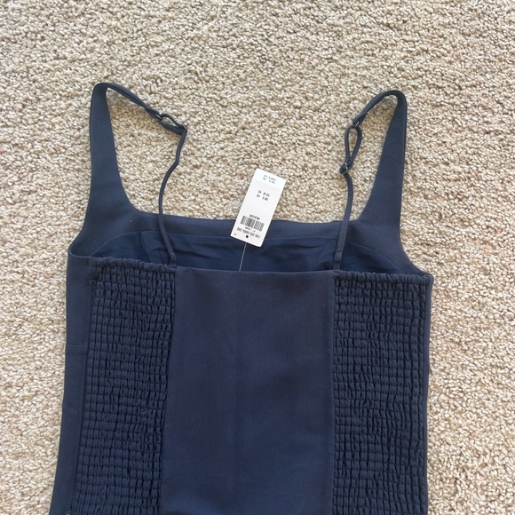 Abercrombie & Fitch Tailored Square Neck Top - Picture 6 of 6
